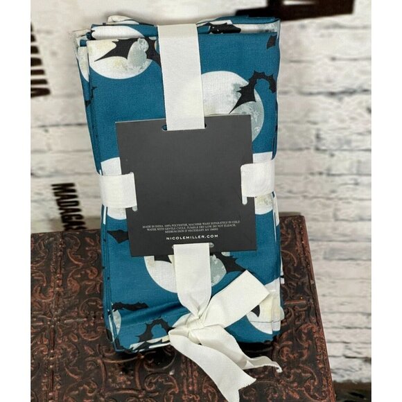 Nicole Miller Home Set of 8 Teal Bats & Moon Print Cloth Napkins - Picture 2 of 2